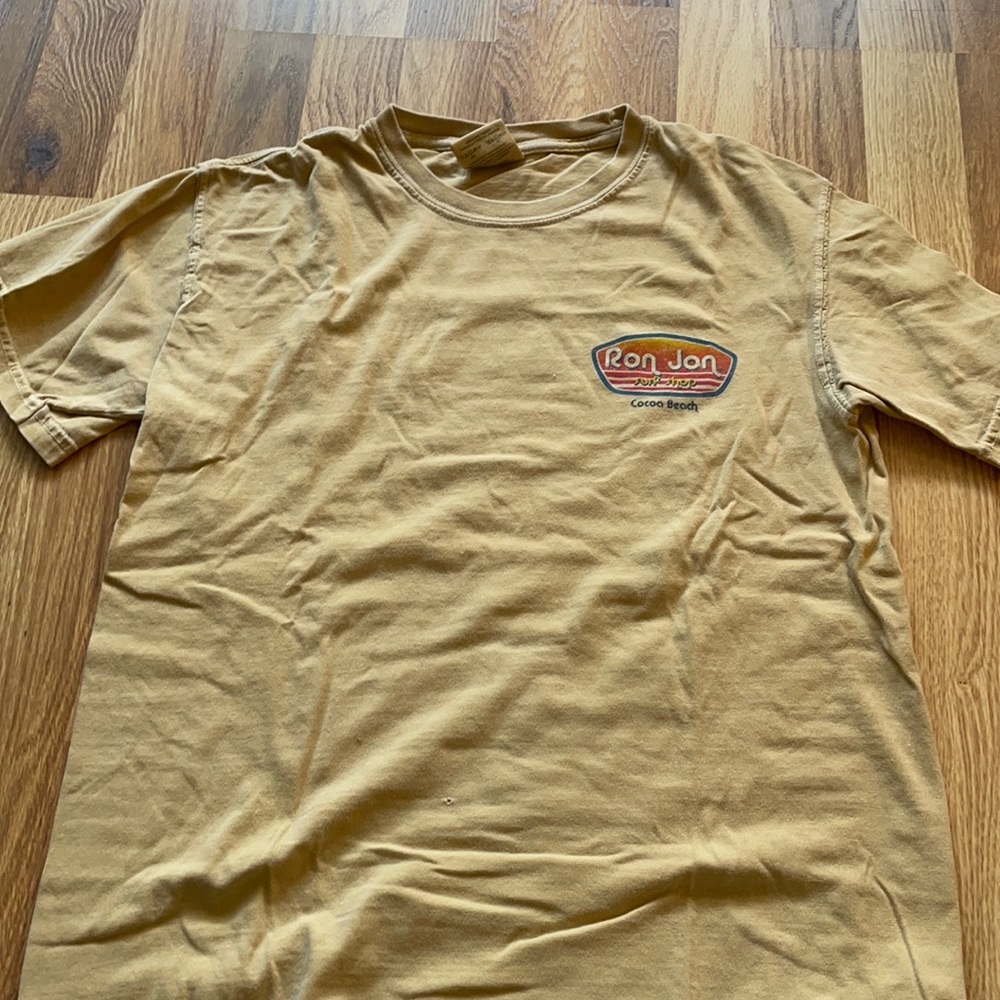 Ron Jon t-shirt